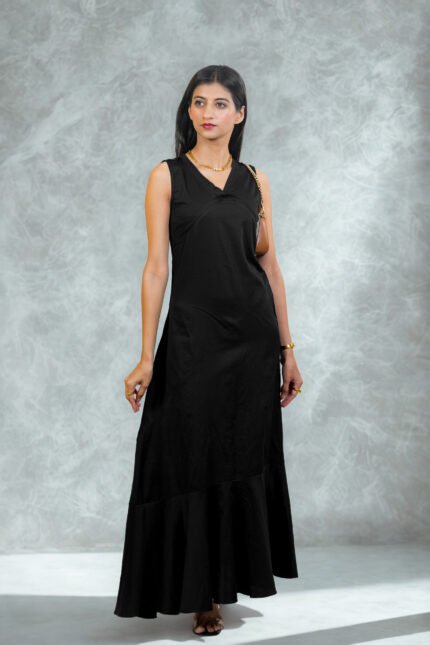 Abyss Black Dress